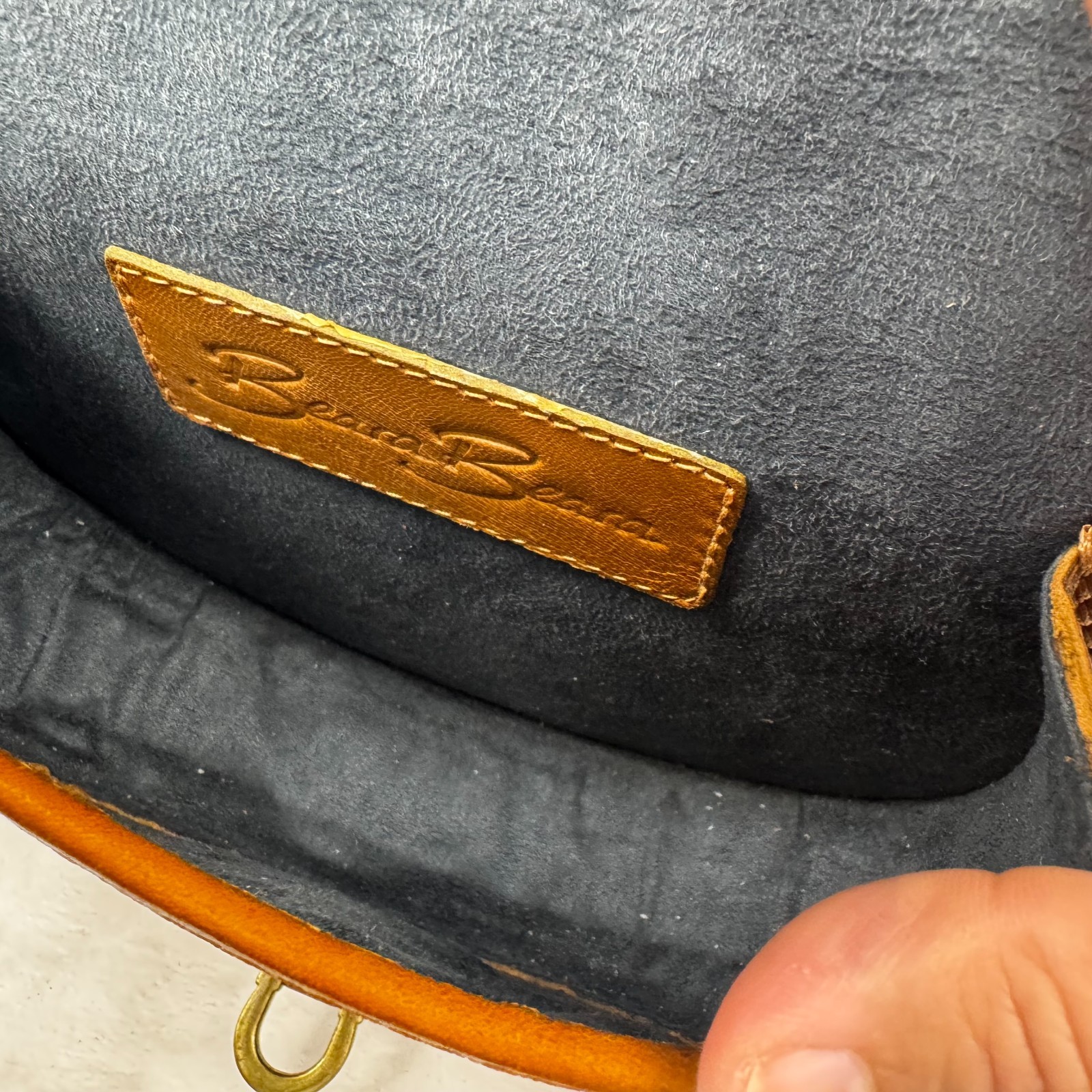 Beara Beara Structure Tooled Caramel Genuine Leat… - image 12