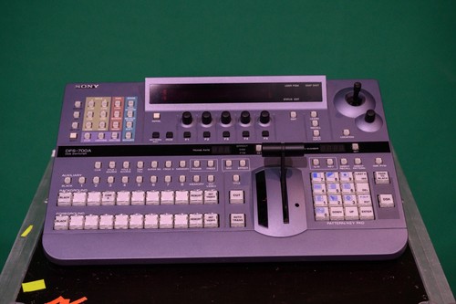 Mélangeur Vidéo Sony Dfs500 – Effets Spéciaux – Composite / Yuv