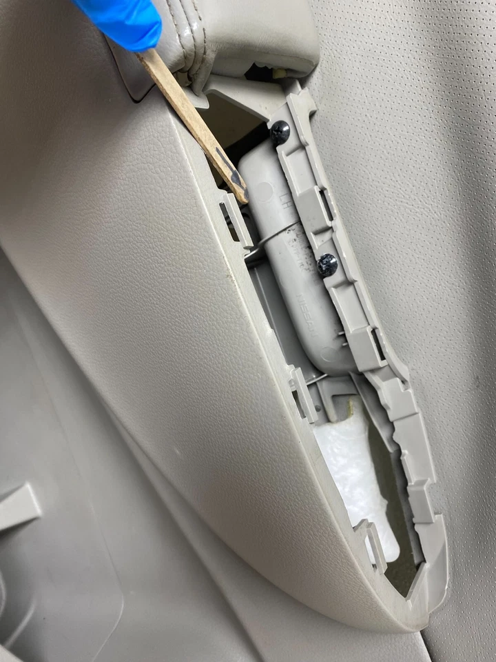 2011 to 2017 Nissan Quest Left Driver LH Side Front Door Panel G0154 PS - Image 4 of 4