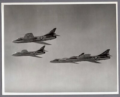 HAWKER HUNTER F2 FORMATION LARGE VINTAGE ORIGINAL PRESS PHOTO RAF 7