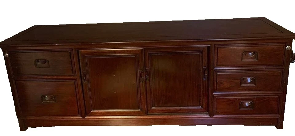 Credencias de palo de rosa