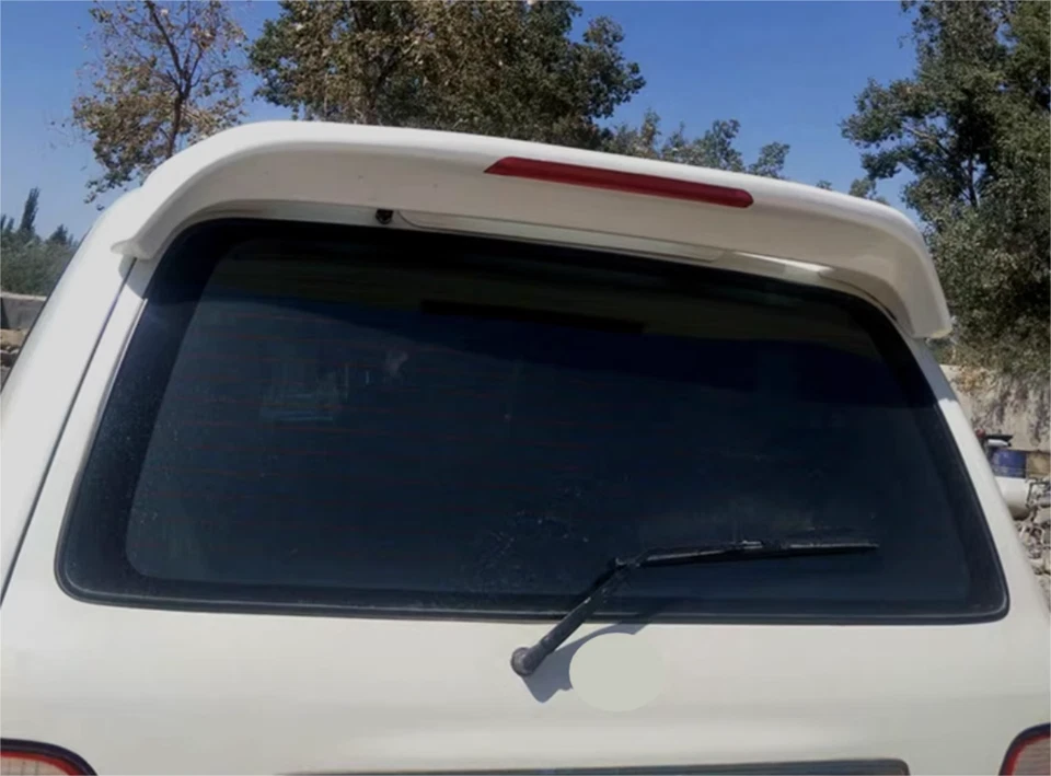 Alerón trasero B sin pintar LED para Toyota Land Cruiser 100/Lexus LX470 98-07 - Imagen 3 de 4