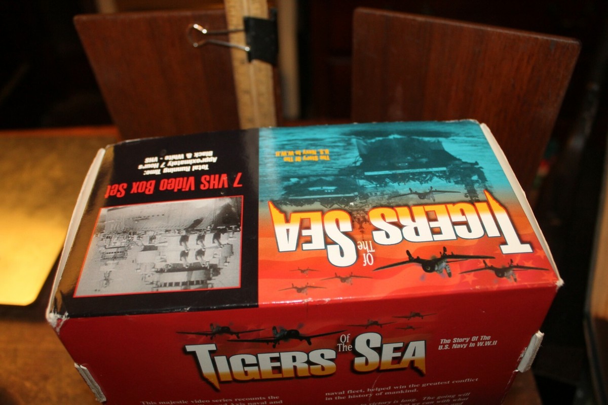その他 Tigers of the Sea [VHS] Tigers of The Sea Box Set of 7 VHS Tapes 1941-1945 US