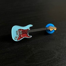 Tom DeLonge Fender Daphne Blue Strat Red PicGuitar Soft Enamel Pin blink 182 AVA