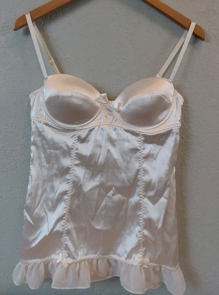 Sujetador Lencería Top Victorias Secret "Sexy Little Things" Marfil Talla 36C Novia Foto 2 de 4