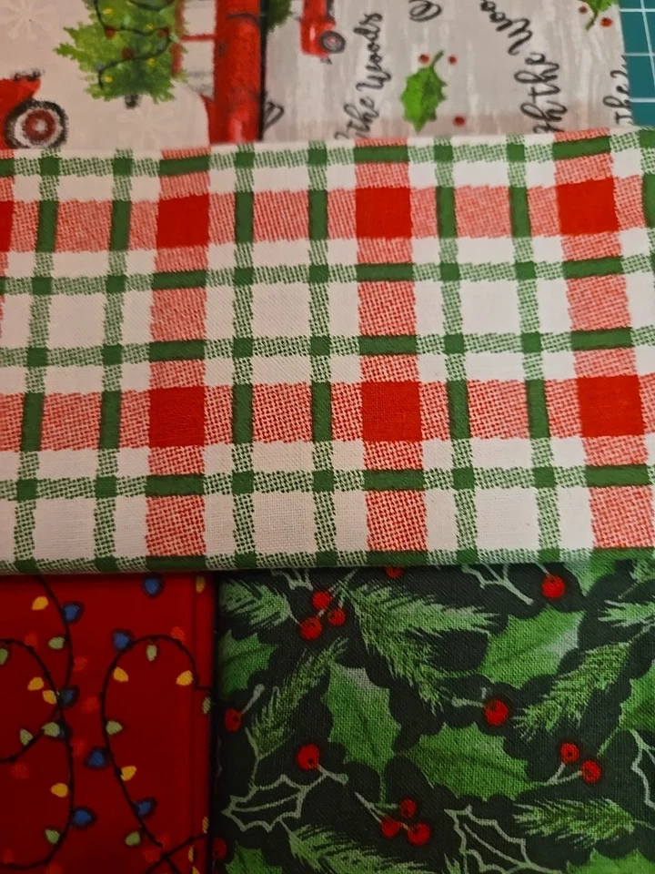 PAQUETE 5 CUARTOS GRASOS - Camión Rojo Santo Árbol Luces a Cuadros Verde Invierno Navidad Foto 4 de 4