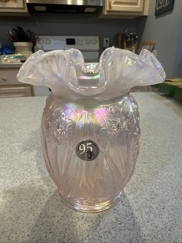 VINTAGE FENTON LARGE PINK IRRIDESCENT CARNIVAL GLASS DAFFODIL PATTERN VASE-LOOK!