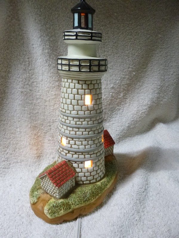 Lefton Boston Harbor Lighthouse 1783-Lamp Light-Made 1992-10" HT 7" W 5' Cord**6