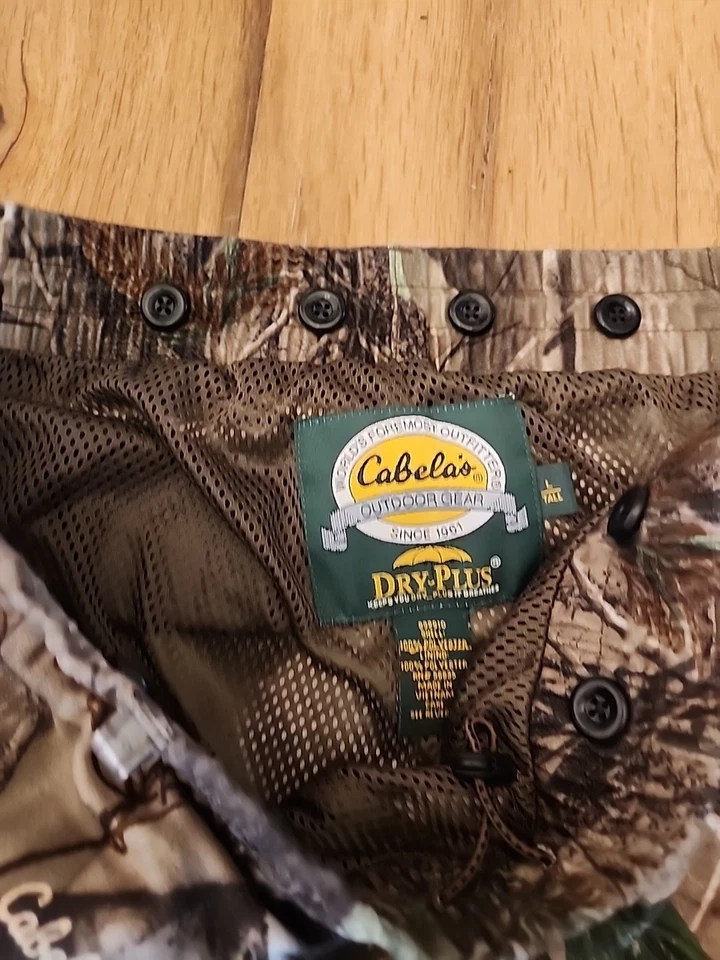 Cabela's Dry Plus Rain Pants Men's L 32x31  Realtree ap Camo  - Image 4 of 4