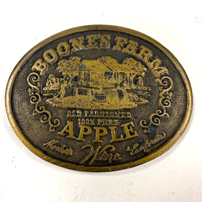 Vintage 1970s Boone's Farm APPLE WINE Advertisement Belt Buckle Booze