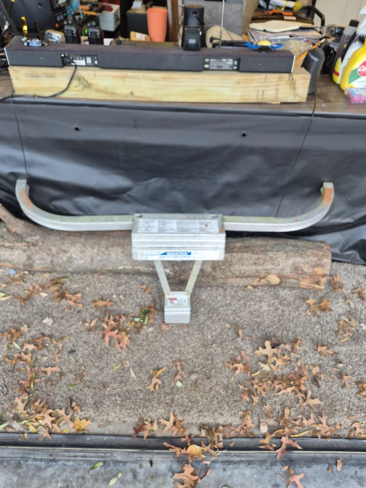 Werner QuickClick AC78 Ladder Stabilizer – 44" Span / 10" Standoff - Image 2 of 2