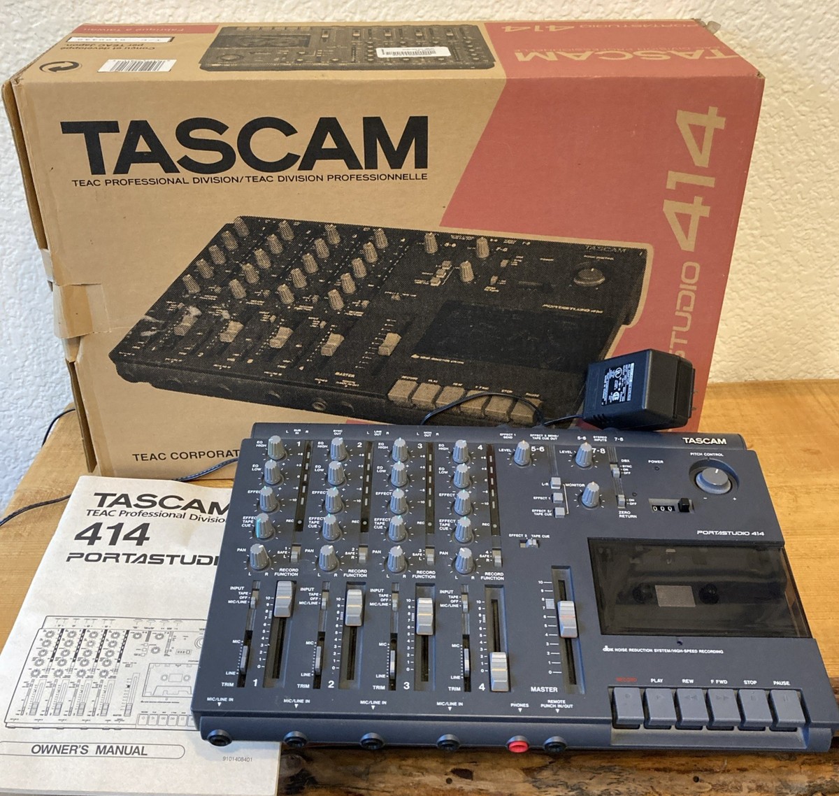 TASCAM 414MKII ポータブルレコーダー TASCAM Portastudio 414MKII 4-track Cassette Recorder for