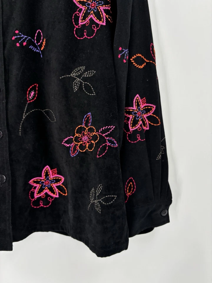 Chaqueta Koret Vintage Mujer Grande Negra Rosa Floral Bordado Botón Imitación Gamuza Foto 3 de 4