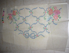 VINTAGE LATCH HOOK RUG CANVAS SHILLCRAFT 1/2 CIRCLE BATHROOM FLOOR MAT 18X36