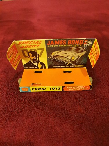 Corgi 261 Aston Martin Db5 1serie James Bond Completa Originale - Foto 4 di 12