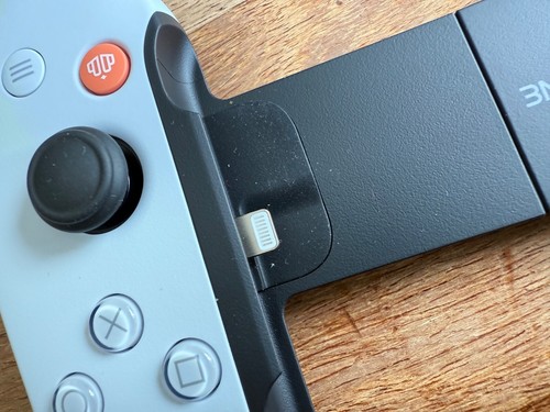 PlayStation Backbone Made For iPhone Lightning PS Remote - Picture 5 of 12