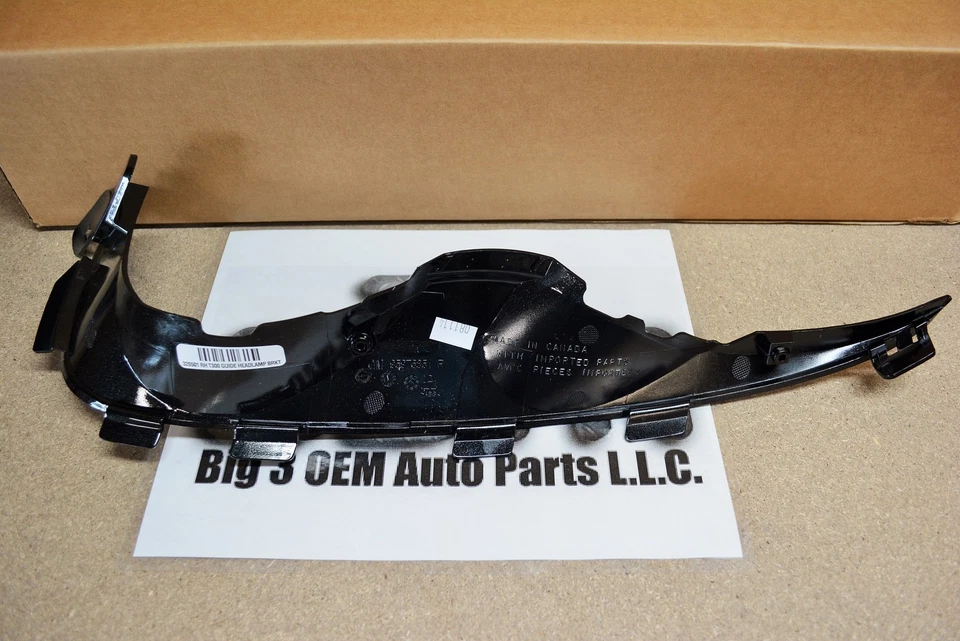 Chevrolet Sonic 2012-2016 soporte de carcasa de faro de pasajero derecho nuevo OEM 95976851 Foto 2 de 3