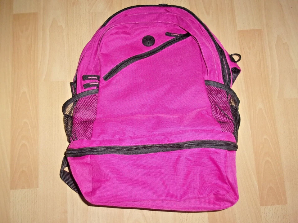 Neu! Rucksack in dunkelrosa von Aldi Größe B/T/H 35x16x45cm