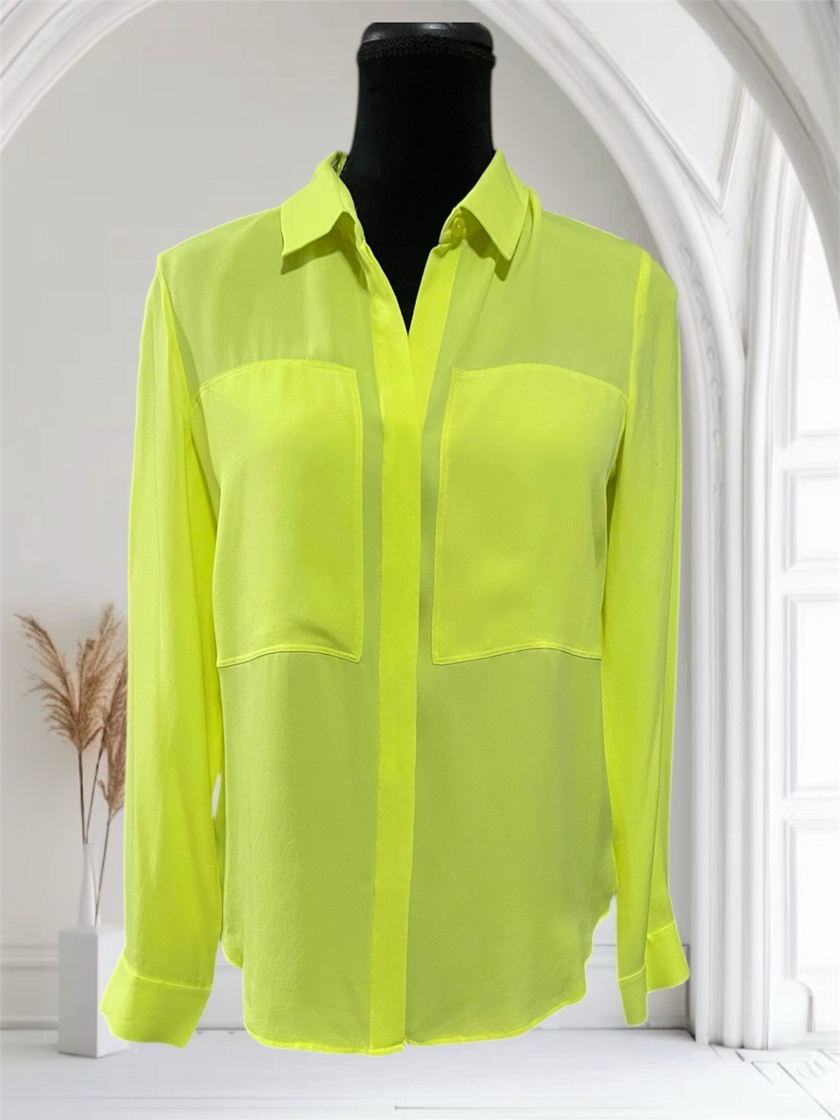 Theory 100% Silk Yellow Button-Up Blouse Durlia Collared Long Sleeve M
