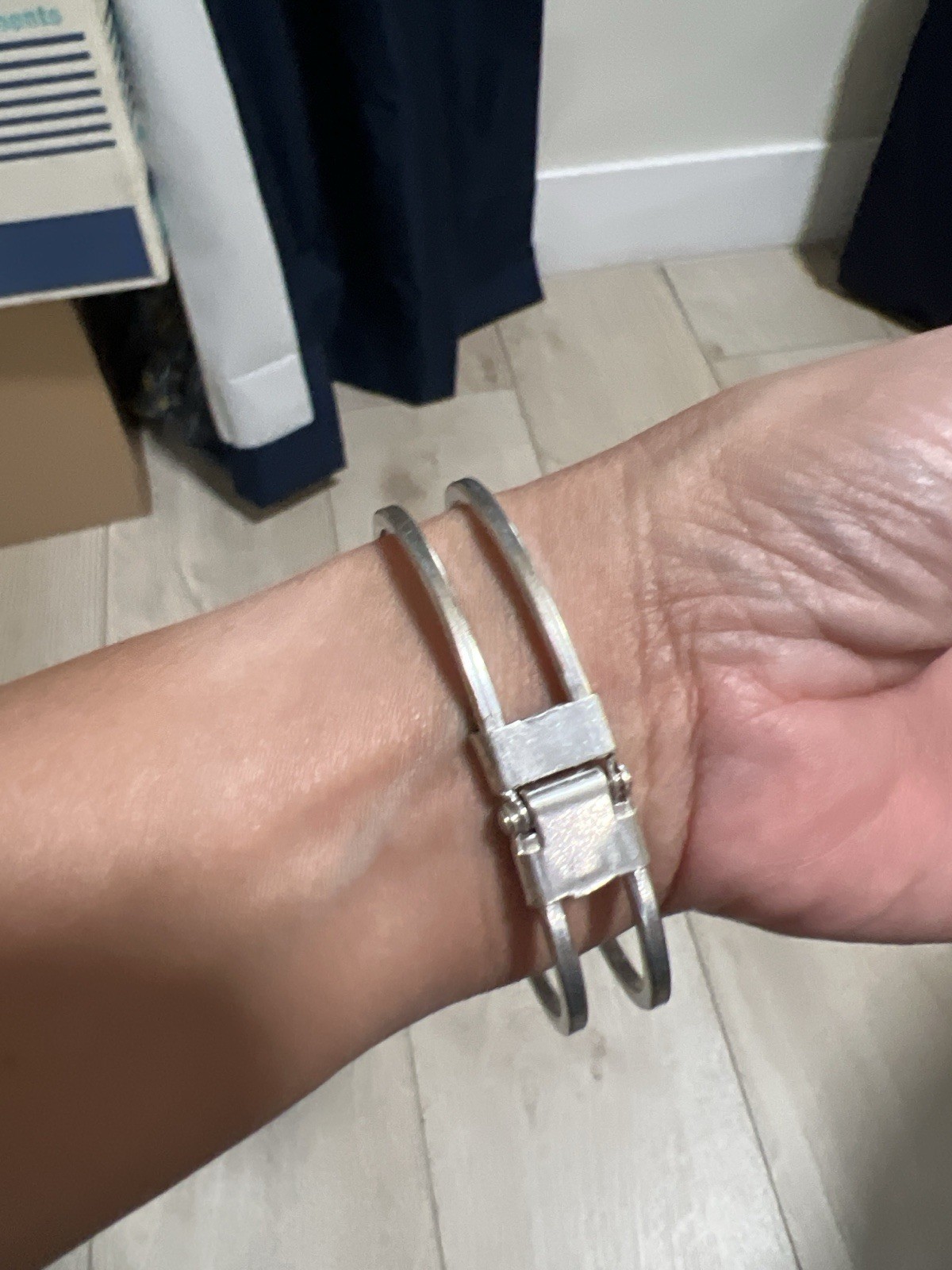 Artisan Silver Tone Double Leaf Cuff Bracelet w/ … - image 2