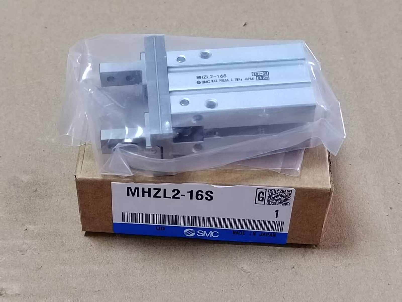 1PCS MHZL2-16S New FOR SMC MHZL2-16S Pneumatic Finger Fast Delivery
