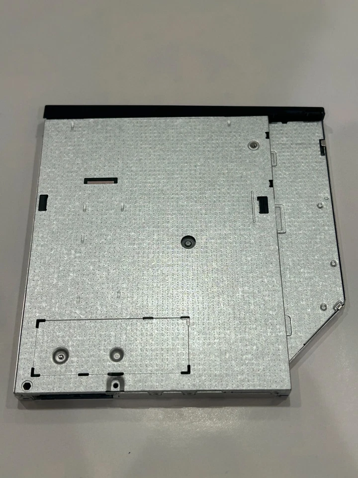 Dell DU-8A5LH 9.5mm SATA Slim DVD RW Drive – 0YYCRW – Desktop Optical Rewriter - Image 3 of 4