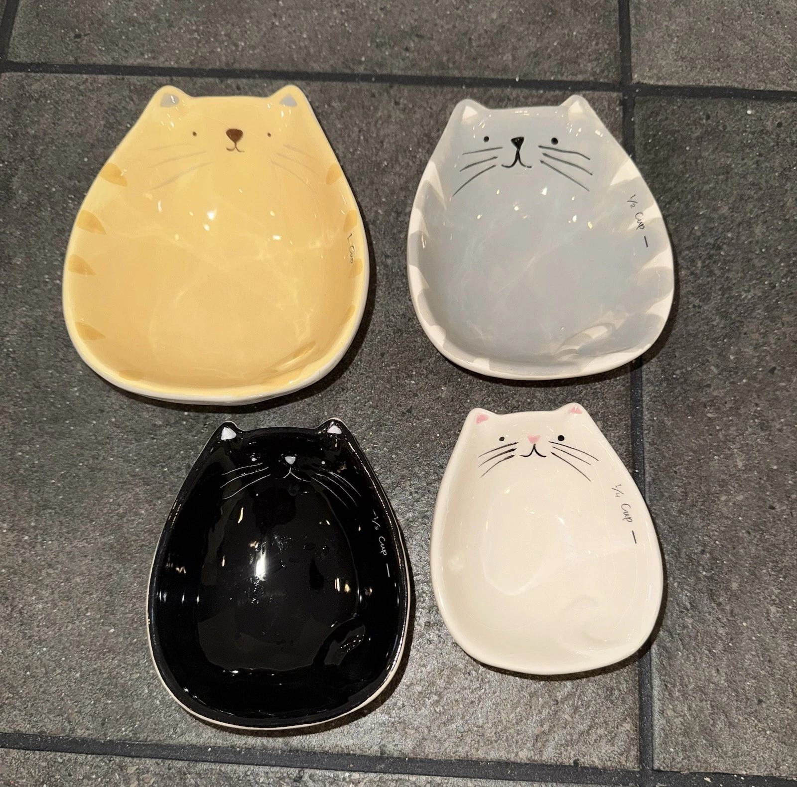 World Market Stoneware Cats Nesting Measuring Cup Set