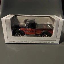Snap-On Tools 1940 Ford DieCast Black & Red Tool Truck Model SpecCast NIB