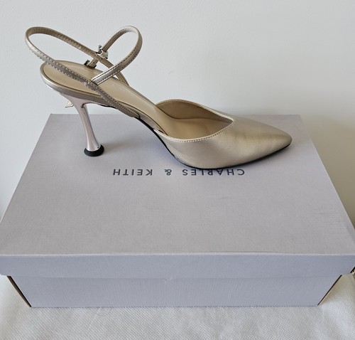 Charles And Keith Rose Gold Pump Size 37 - Picture 2 of 7