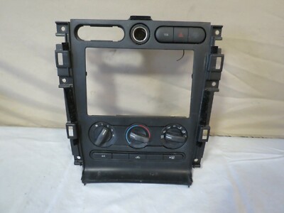 05 06 07-09 Ford Mustang Center Dash Radio Climate Control Bezel 4R33-19980-AG