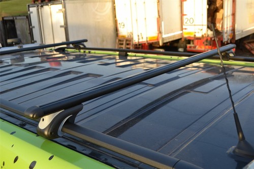 Locking Cross Bars + T Pieces To Fit Citroen Jumpy 2007 - 2016 Aluminium BLACK - Picture 5 of 12