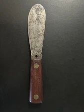 Vtg Red Devil P1-1.5 Spatula Round Putty Plaster Knife Wood Handle 3.5" Blade