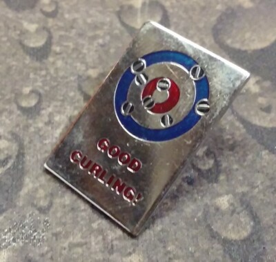 Good Curling! vintage pin badge 