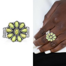 Paparazzi Stone Gardenia Green Ring