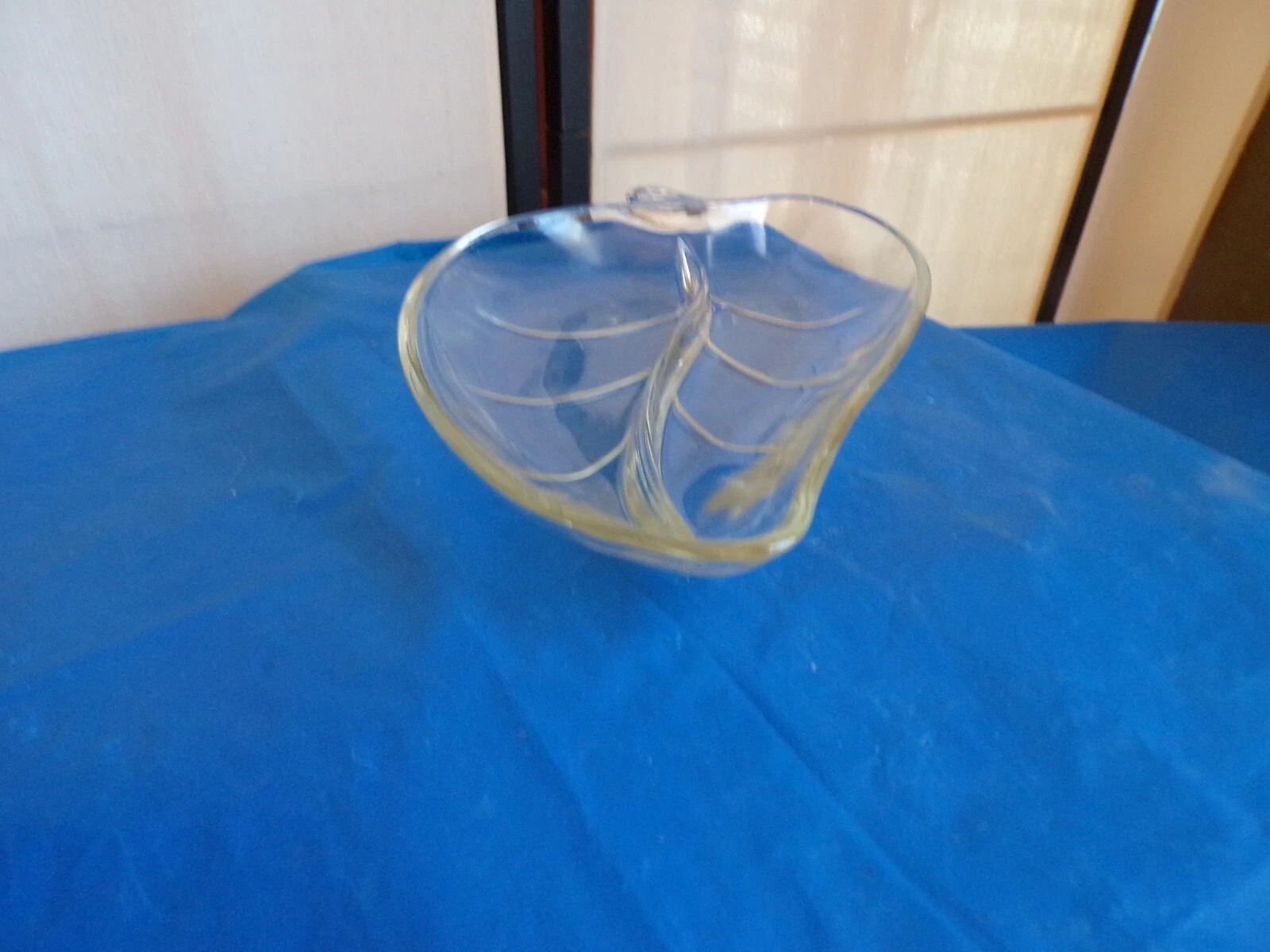 VTG Hazel Atlas Clear Embossed Glass Divided Serving Plate Leaf 9"