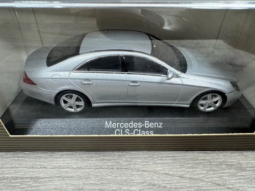 MERCEDES-BENZ CLASSE CLS-S SCALA 1:43 MODELLINO PRESSOFUSO AUTO EDIZIONE CONCESSIONARIA - Foto 3 di 7