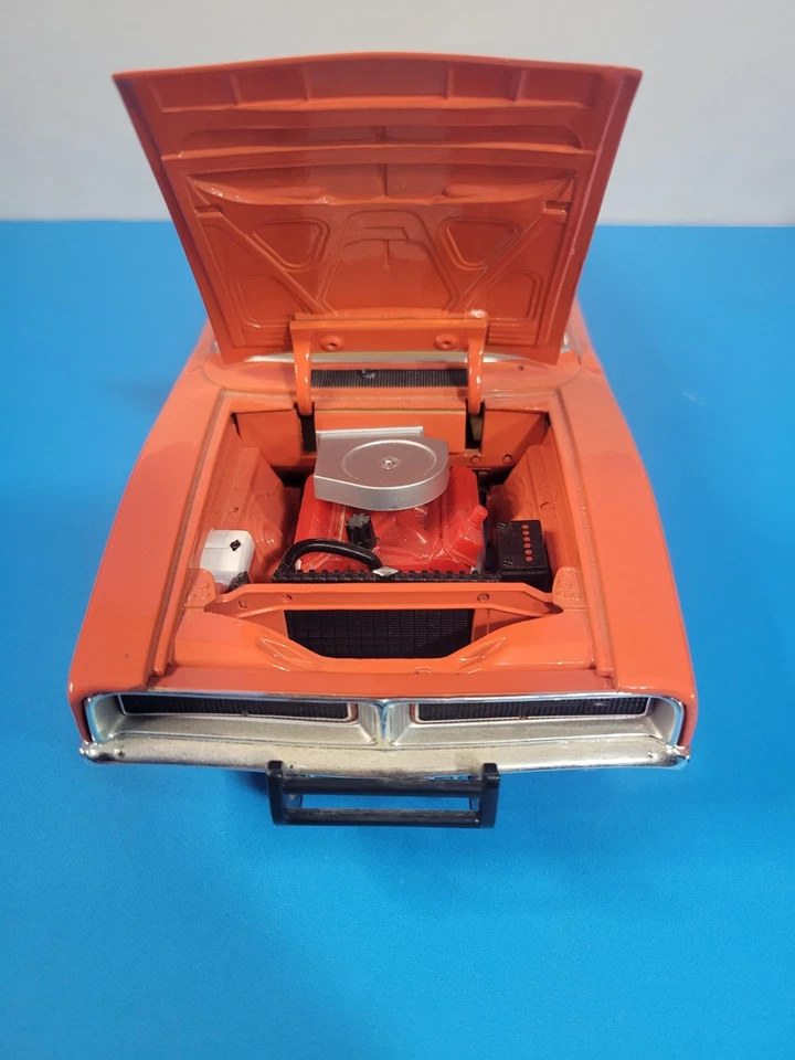 Vintage Ertl General Lee 1969 Dodge Charger Diecast Car 1981 Warner Bros 1:18 - Image 2 of 4