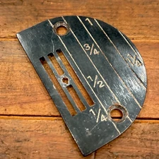 Singer Needle Throat Plate 20160 for 400W Model Genuine Original Vintage