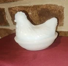 Small Vintage Milk Glass Hen On Nest Covered Trinket Dish