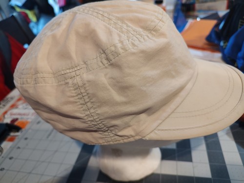 Women's Columbia Floral Tan Panel Hat Cap, Adjustable. - Picture 4 of 6