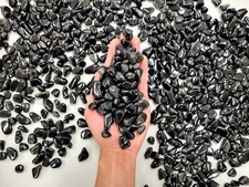 Pequeñas piedras de cristal de ónix negro caídas, piedras preciosas caídas a granel para joyería
