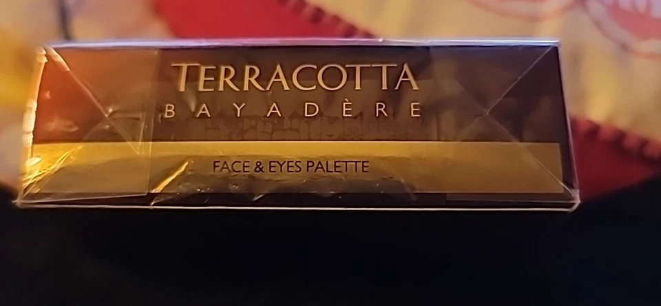 Guerlain Palette Terracotta Bayadere ( Face and Eyes) SEALED; NEW - Image 3 of 3