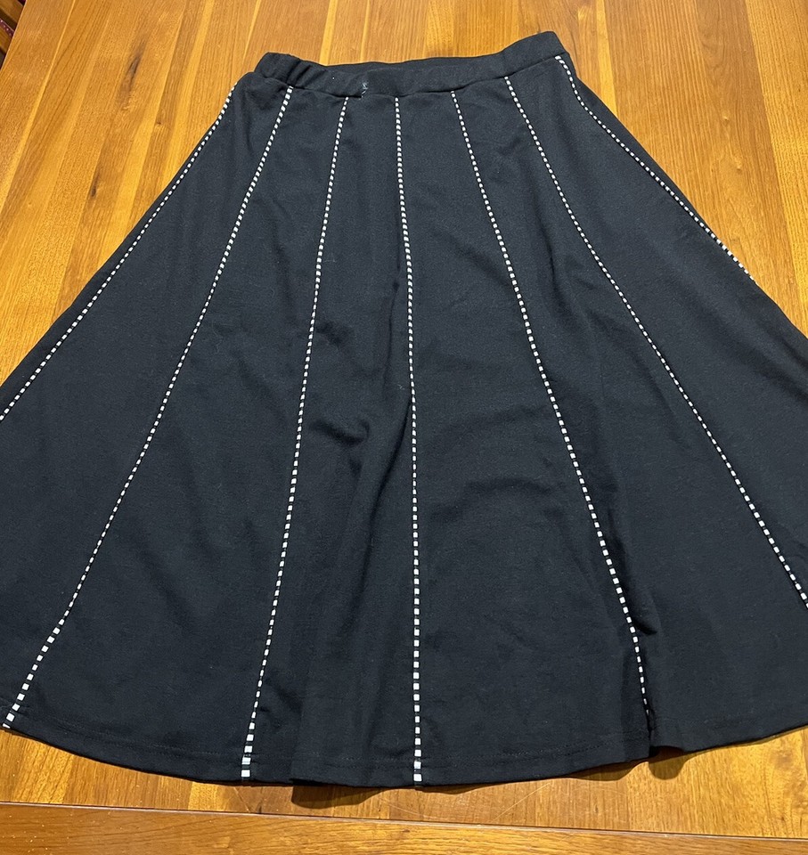 Wide Black /Contrast White Trim Skirt Size S Elastic Waist StretchyFabric GC