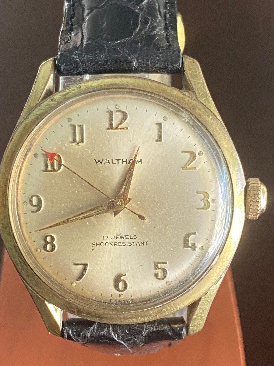 VINTAGE MEN'S WALTHAM WRIST WATCH MOVEMENT, KEEPING TIME, 17 JEWEL