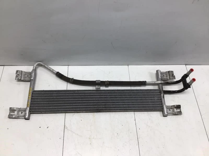 Enfriador de aceite de transmisión Ford Freestyle 2005 de fábrica Foto 4 de 4