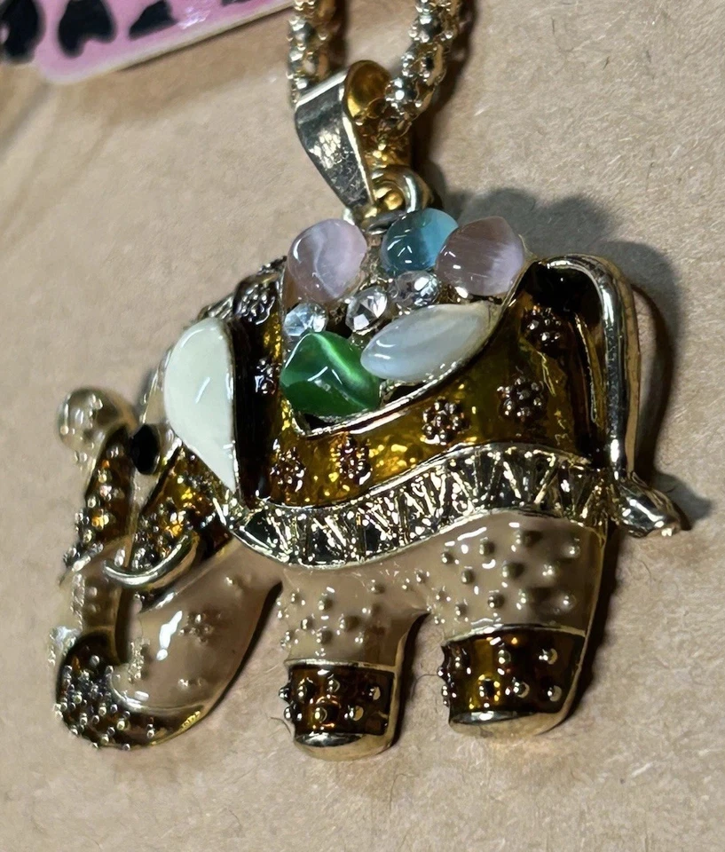 Betsey Johnson Piedras de Cristal Brillante en Elefante Colgante en Collar de Oro Nuevo Foto 4 de 4
