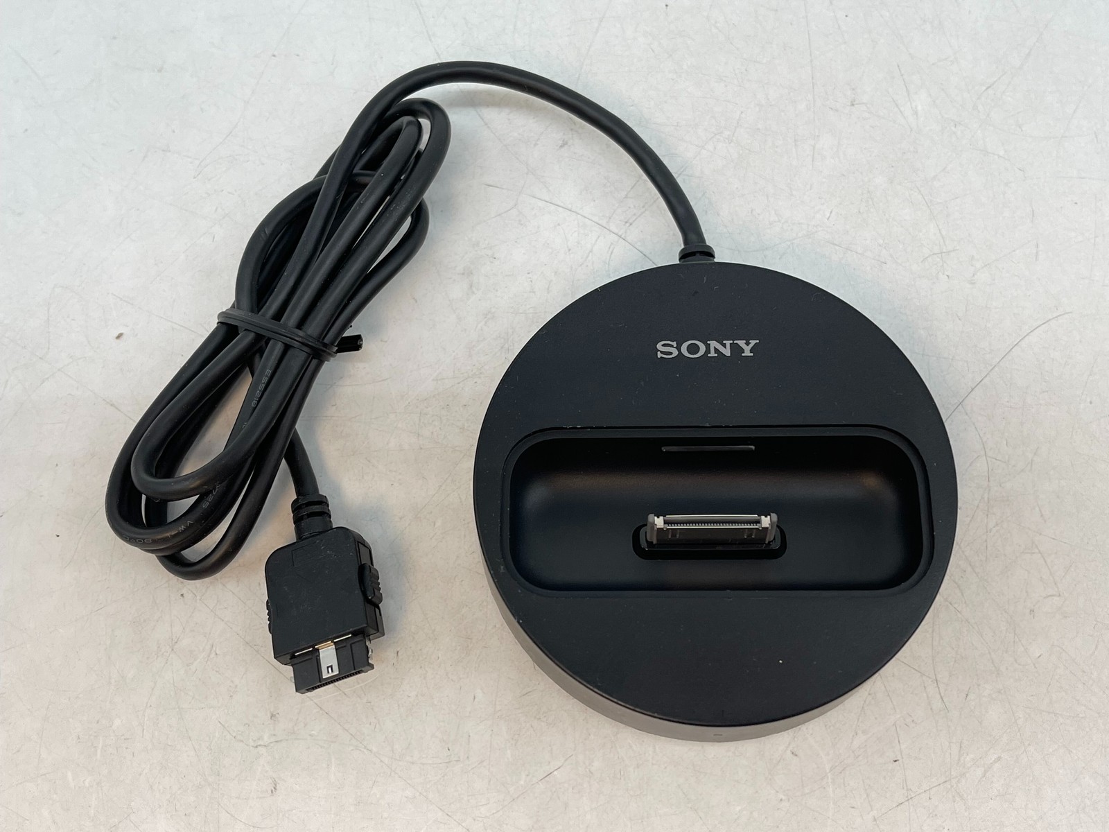 Sony Digital Media Port Adapter TDM-iP10 Ipod Charging Dock Station FREE S/H