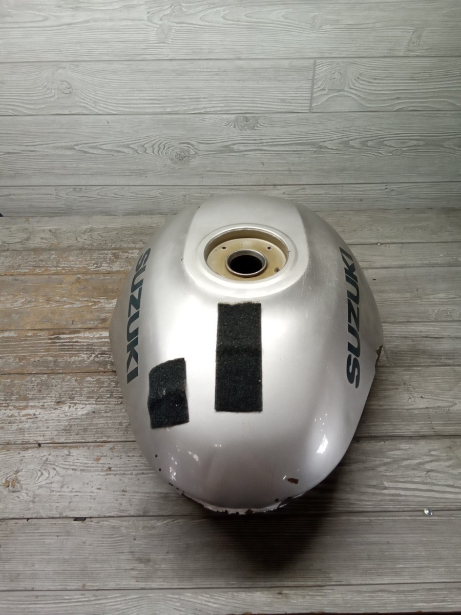 1990 90 89-97 Suzuki Katana GSX750F Gas Tank Fuel Tank Reservoir