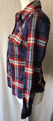 Pendleton Women's XS 100% Virgin Wool Long Sleeve Button Up Plaid Shirt - Picture 6 of 14
