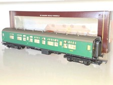Hornby R4007 Sthrn Region Composite Coach. In Mint Unused Cond. OO Scale. Boxed